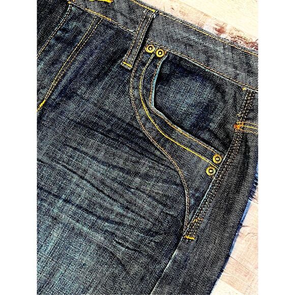 L.A. Blues Dark Wash Embroidered Denim Blue Jean Skirt sz 16‎ - Picture 2 of 9